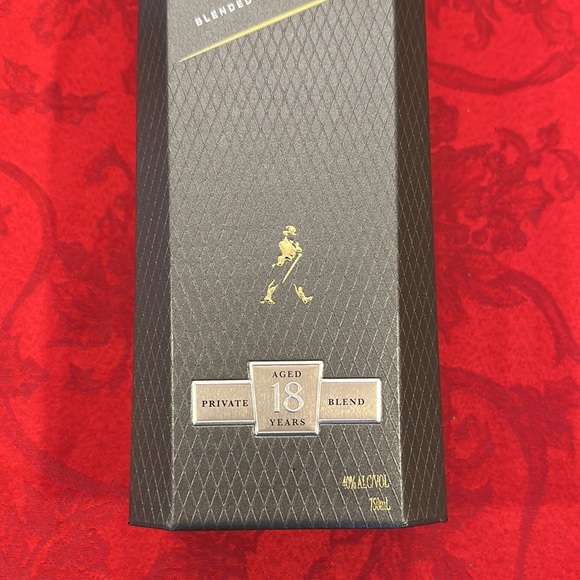 Very RARE 2014 Johnnie walker platinum label, aged 18 years empty box and sleeve - Picture 8 of 12